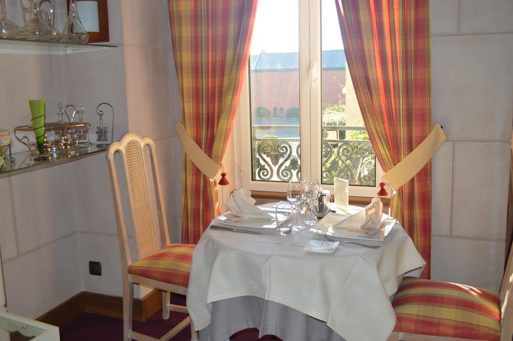 Logis Le Bretagne Hotel Sillé-le-Guillaume Kültér fotó